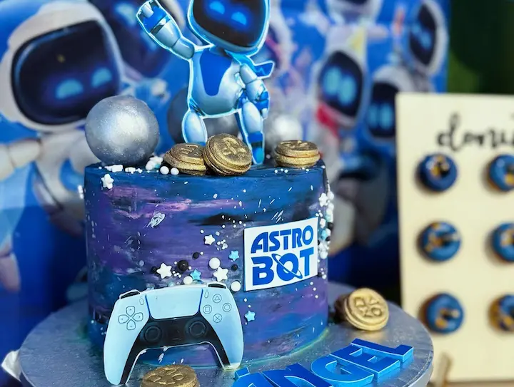 Decoración Astro Bot cumpleaños Gomiballs Elche