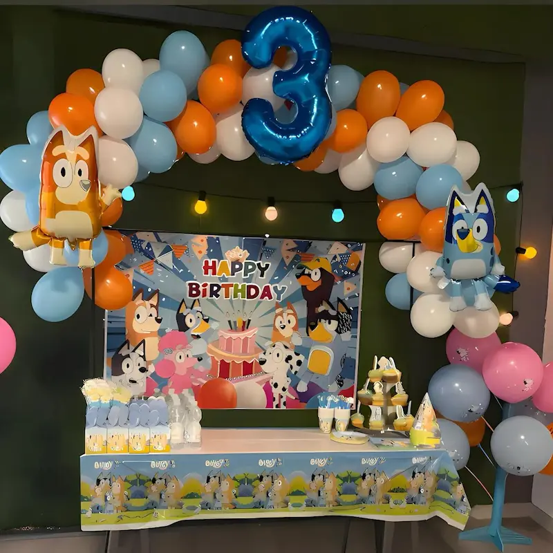 Fiesta Bluey cumpleaños Gomiballs Elche